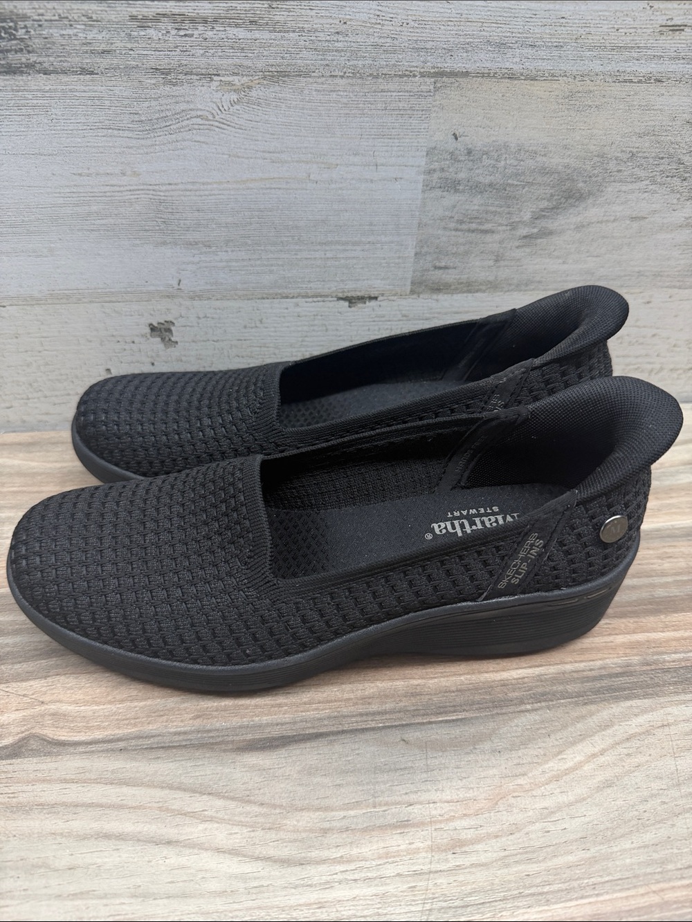 Sketchers Martha Stewart Collection Black Wedge Women’s Shoes Size 7.5 Slip Ins
